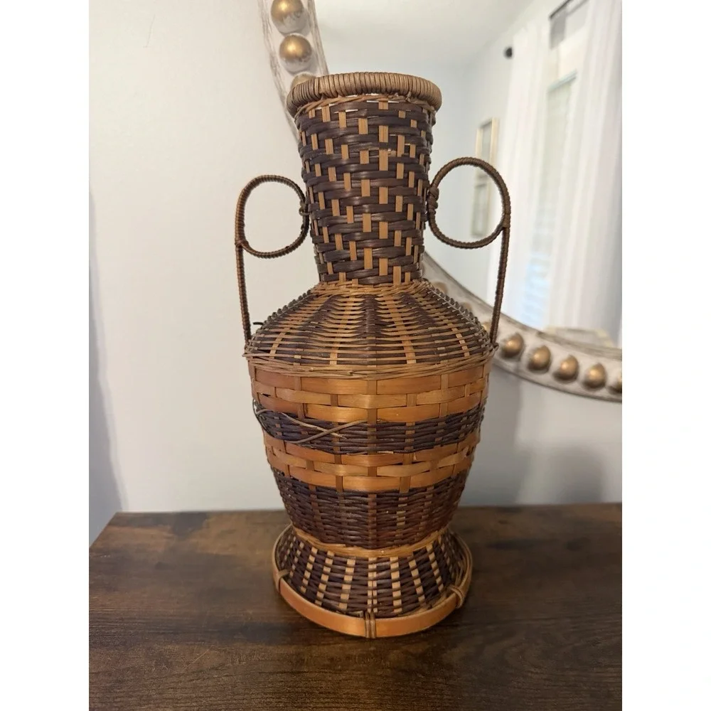 Vintage‎ Handwoven Wicker Rattan Amphora Basket Vase Urn Two Tone Loop Handles